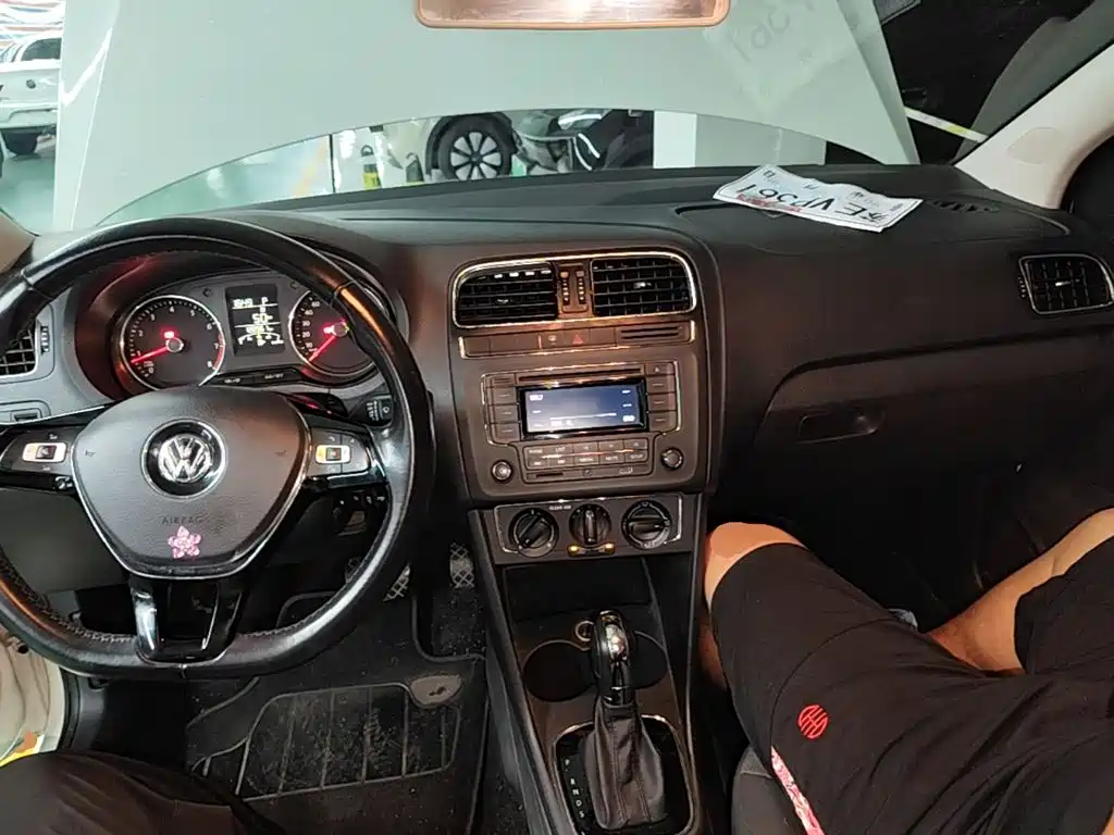 Volkswagen Polo — миниатюра 10