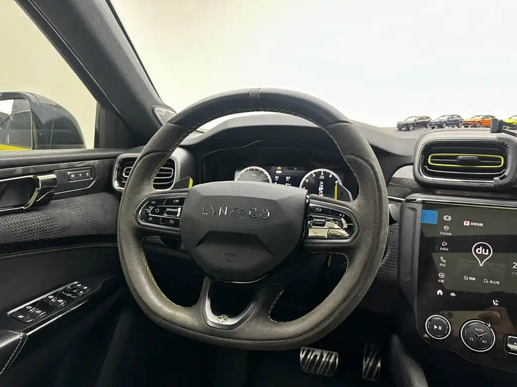 Lynk & Co 03 — миниатюра 20