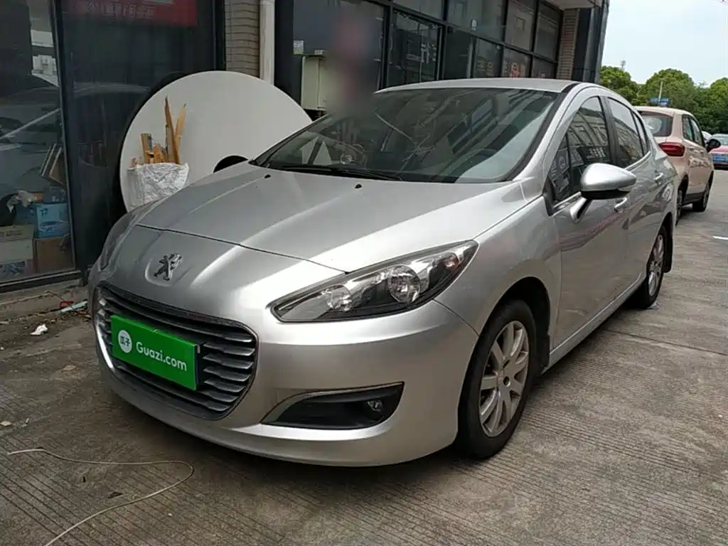 Peugeot 308 2015