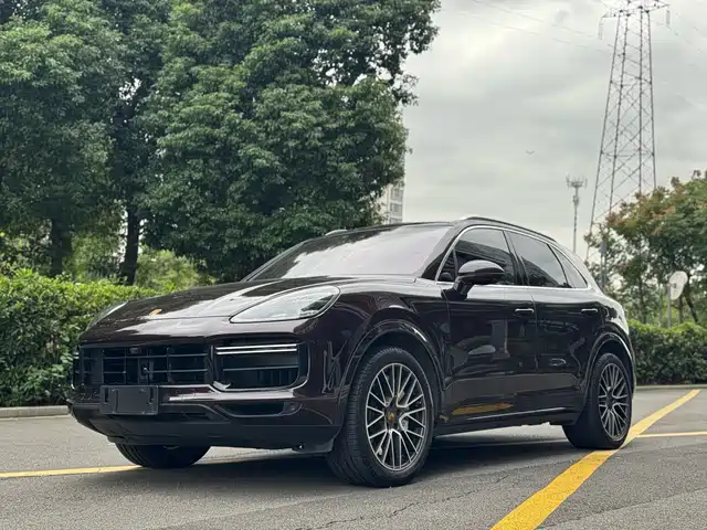 PORSCHE CAYENNE