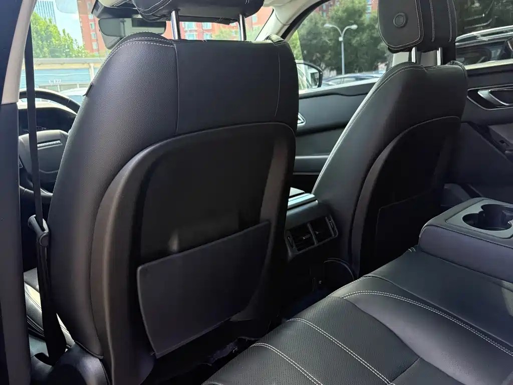Land Rover Velar — миниатюра 13