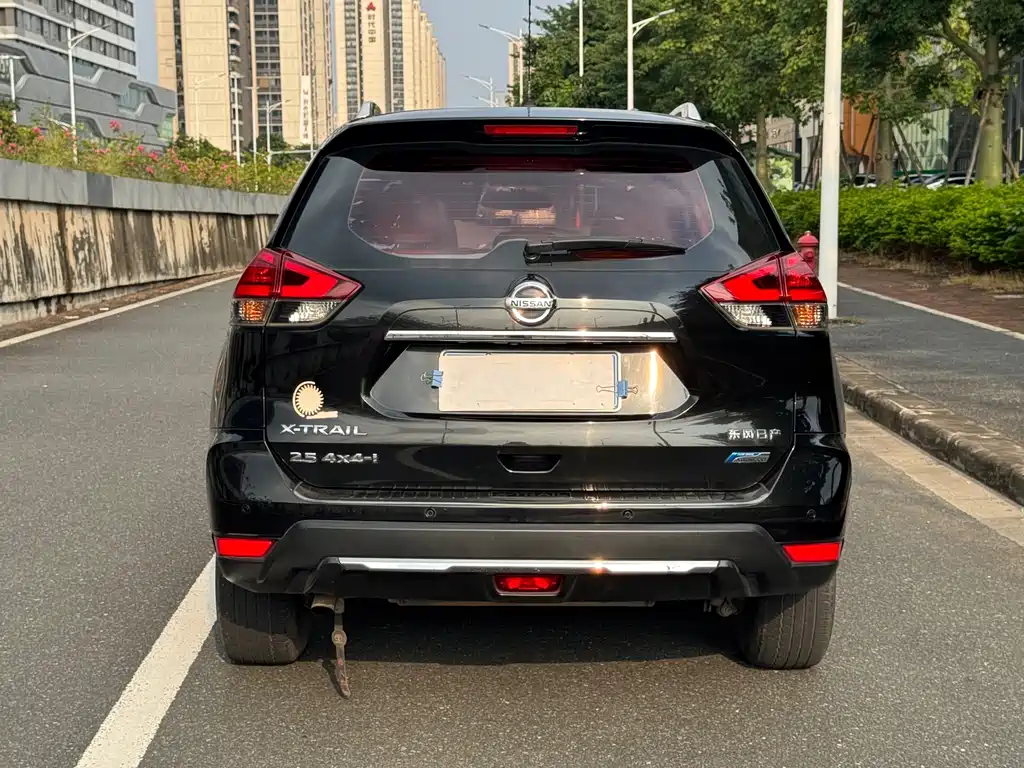 Nissan X-Trail — миниатюра 5