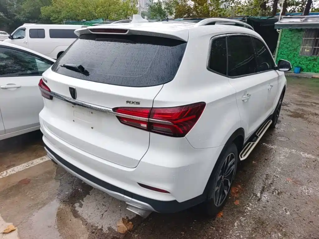 Roewe RX5 — миниатюра 7