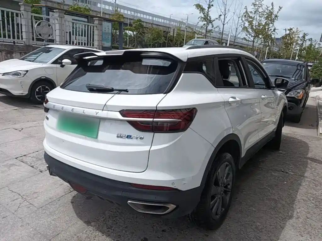 Geely Binyue NEV — миниатюра 7