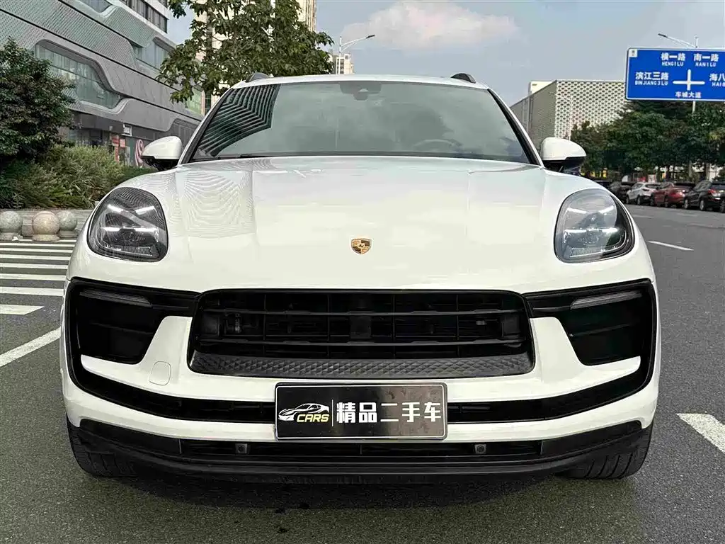 Porsche Macan — миниатюра 2
