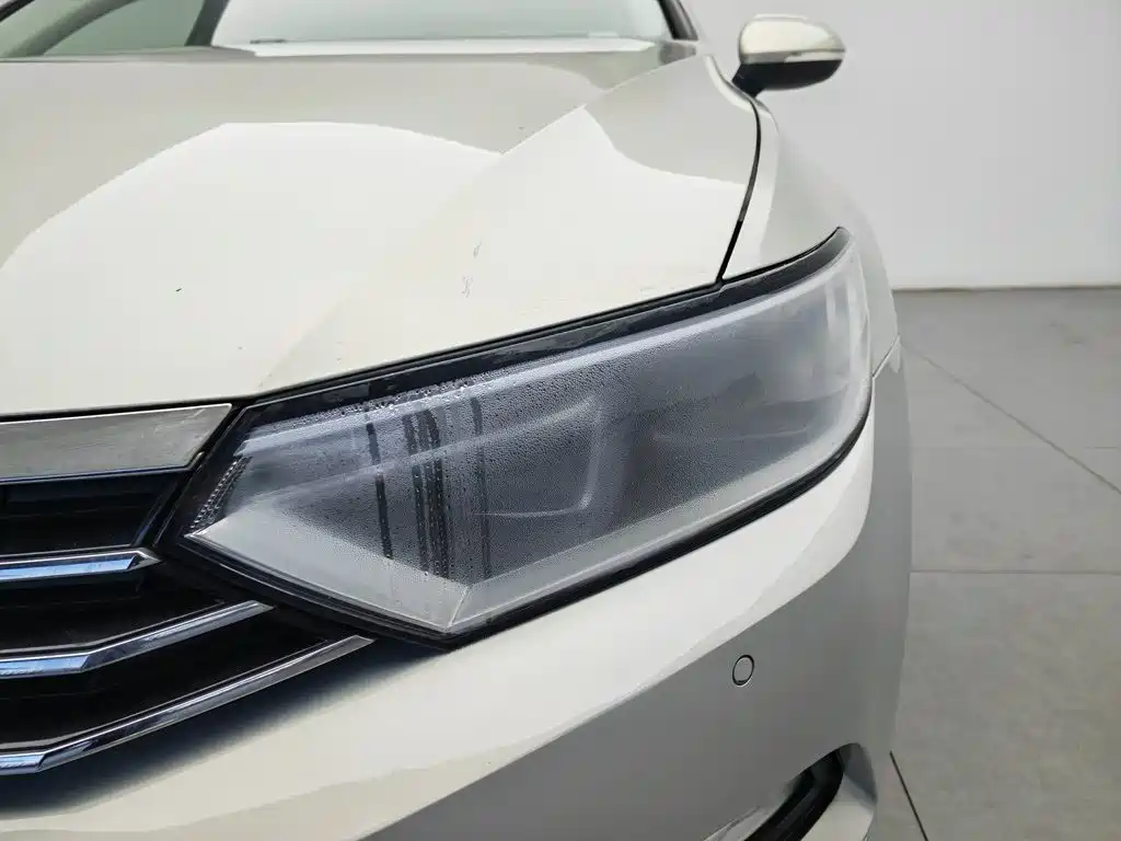 Volkswagen Magotan 2018 330TSI DSG Lead