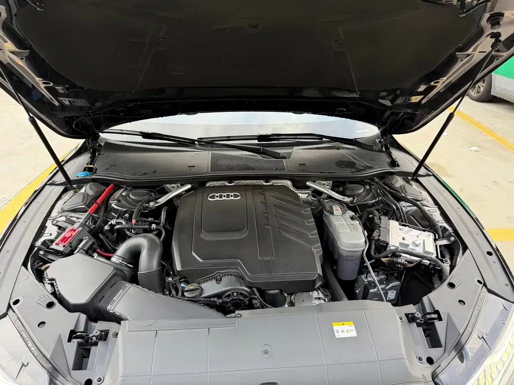 Audi A7L — миниатюра 16