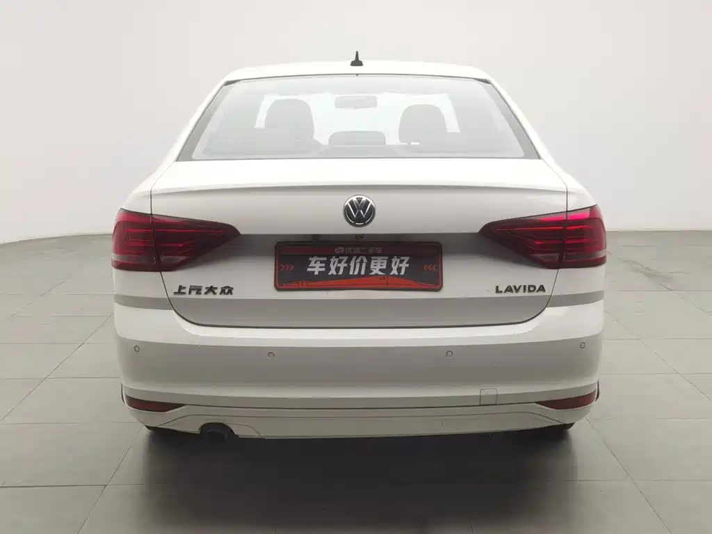Volkswagen Lavida — миниатюра 4