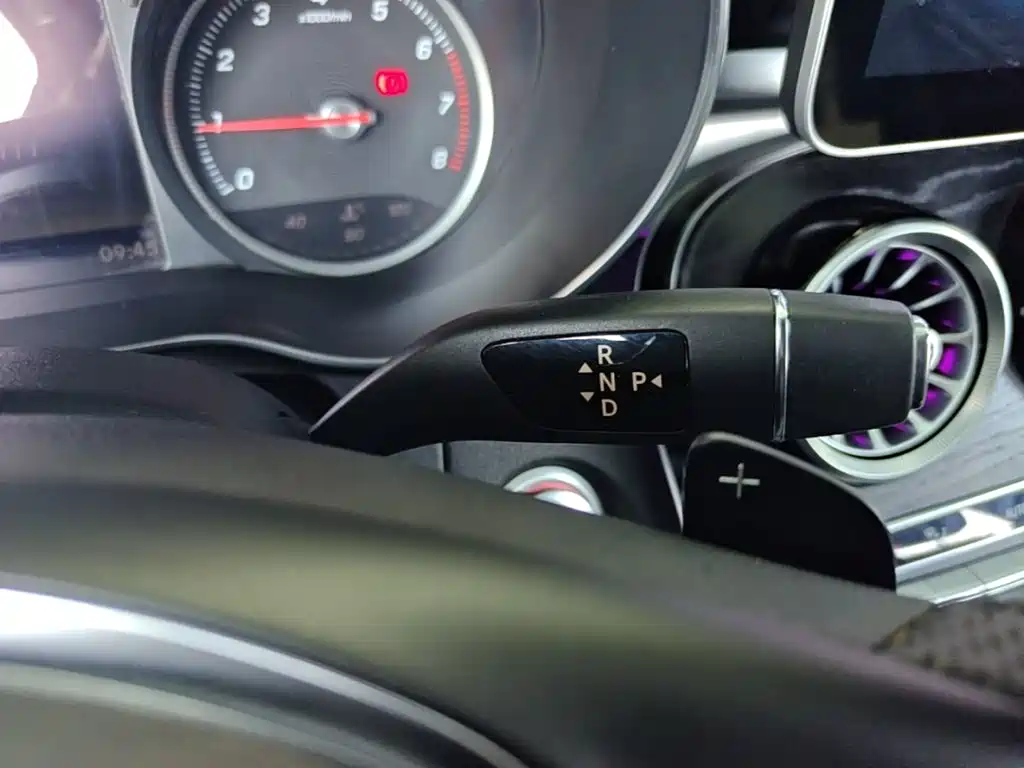 Mercedes-Benz C-Class — миниатюра 14