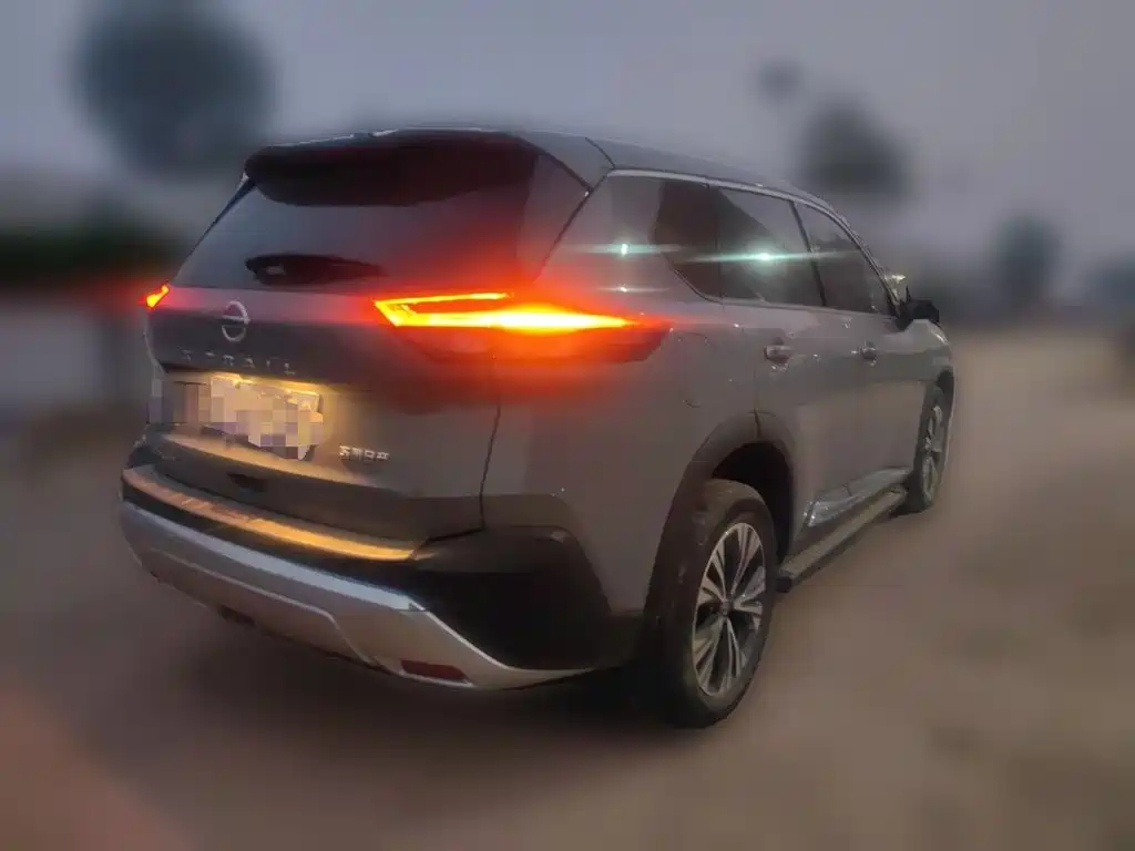 Nissan X-Trail — миниатюра 4