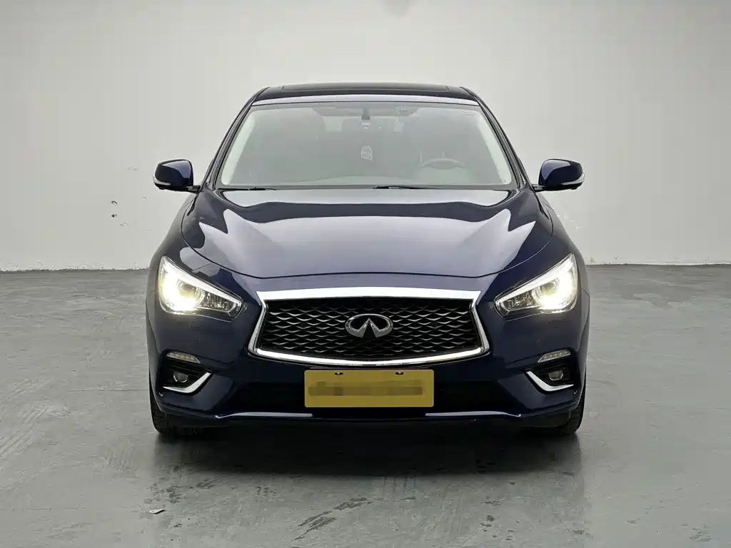 Infiniti Q50L 2018 2.0T VI