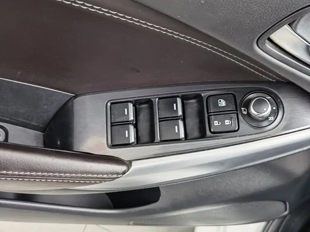 Mazda Atenza 2018 2.0L Luxury V