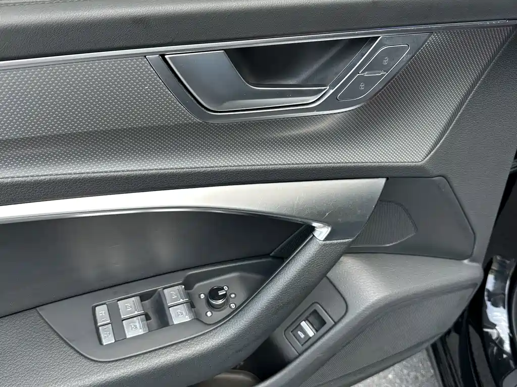 Audi A6L 2024 45 TFSI