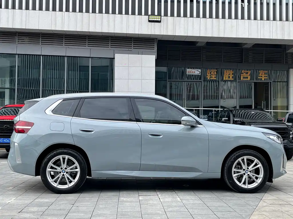 BMW X3 — миниатюра 8