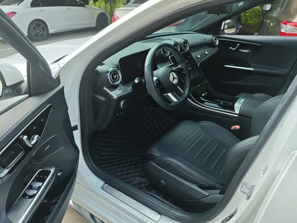 Mercedes-Benz C-Class — миниатюра 9