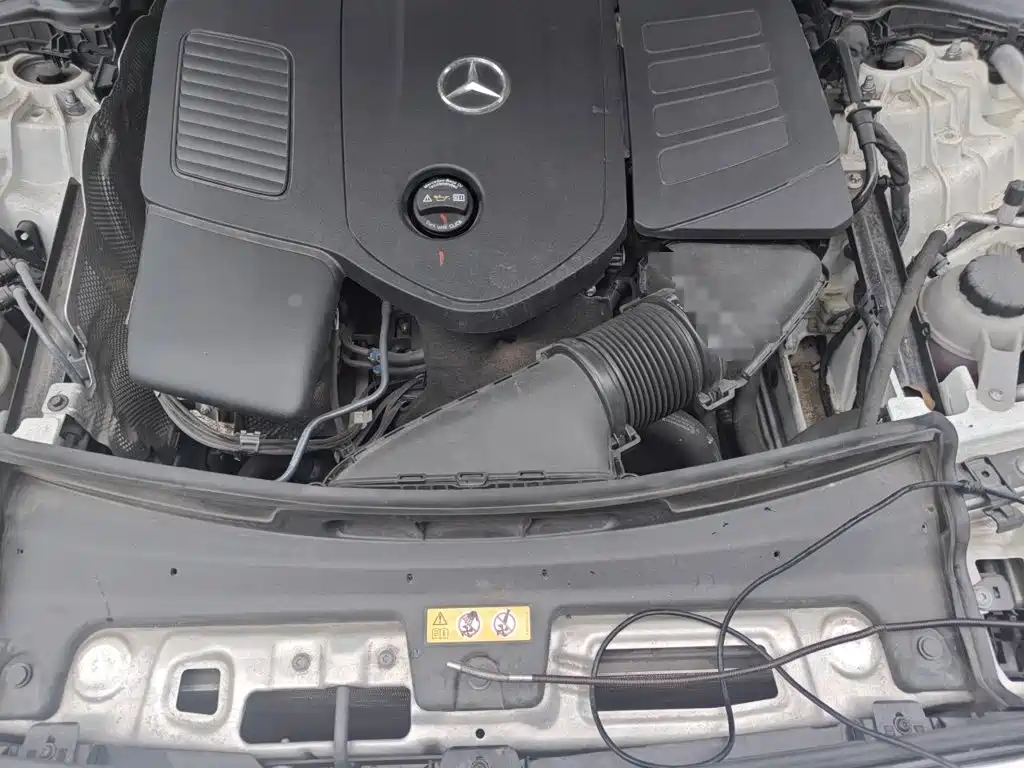 Mercedes-Benz C-Class — миниатюра 16