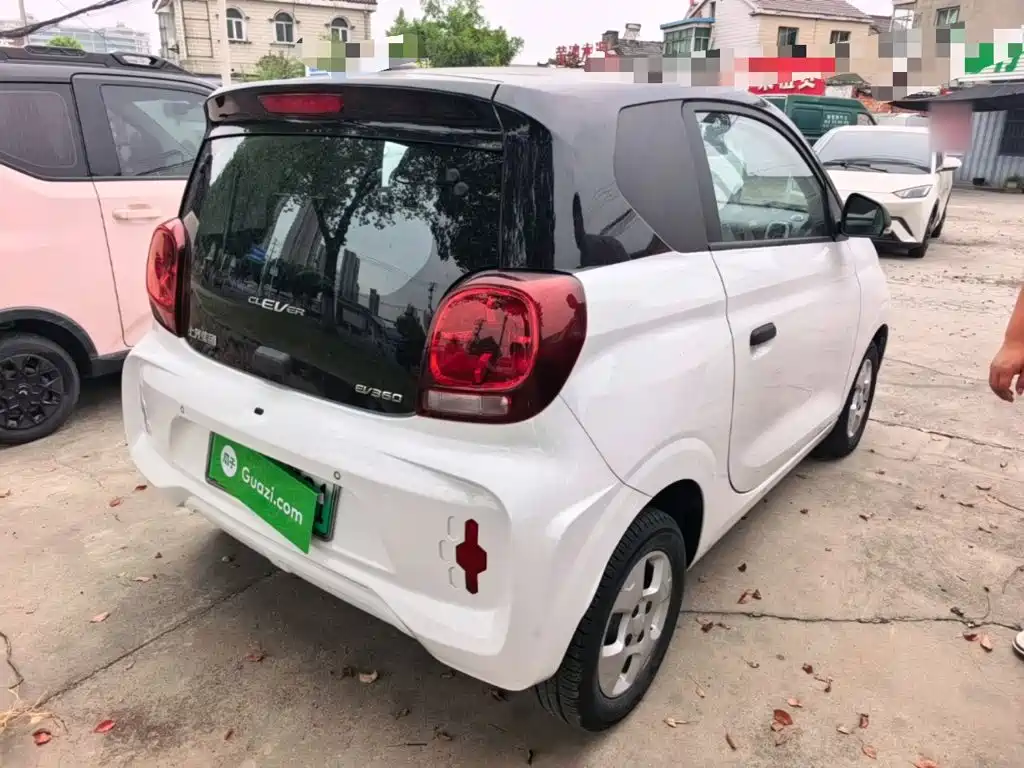 Roewe Clever — миниатюра 7