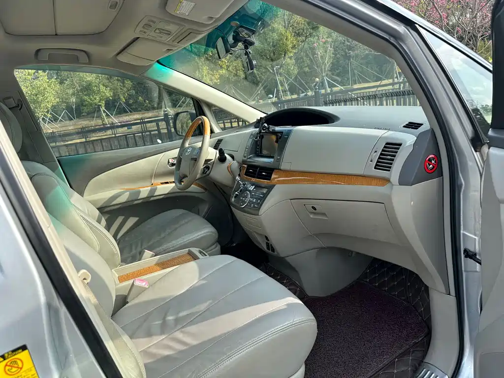Toyota Previa 2006 2.4L 7 Luxury