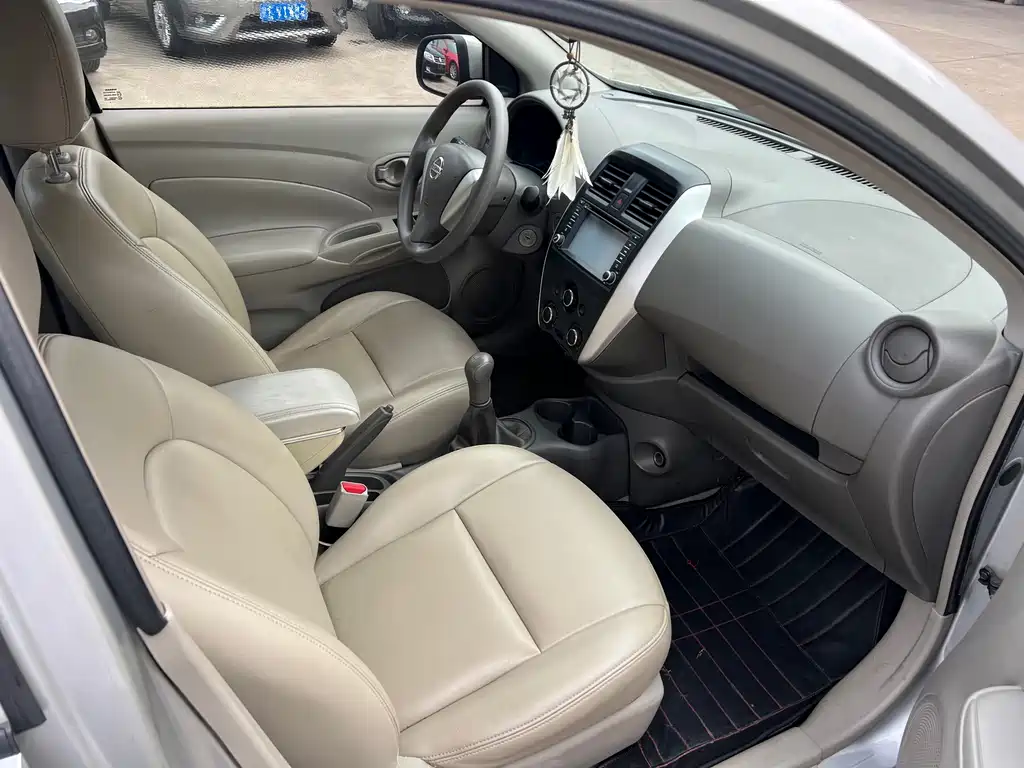 Nissan Sunny — миниатюра 12