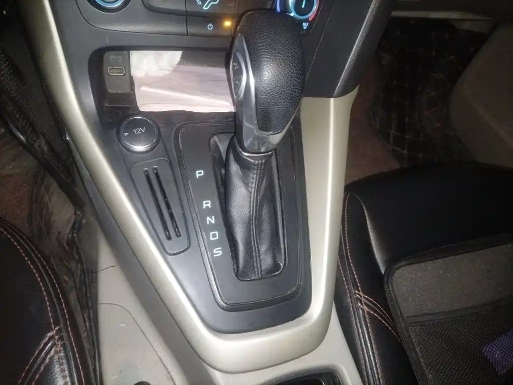 Ford Focus — миниатюра 10