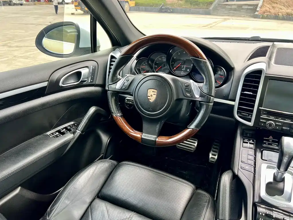 Porsche Cayenne 2011 Cayenne 3.0T