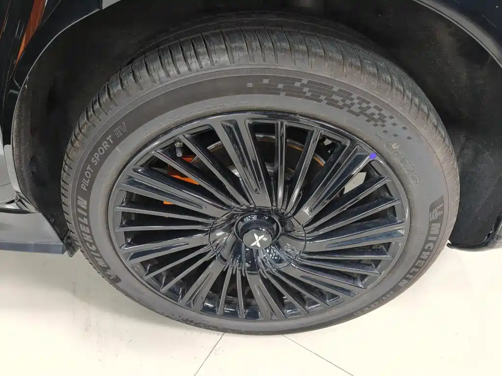 XPeng G9 — миниатюра 31