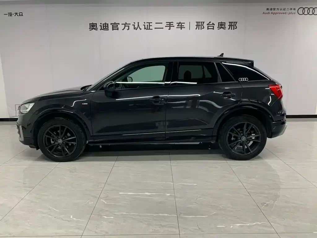 Audi Q2L — миниатюра 3