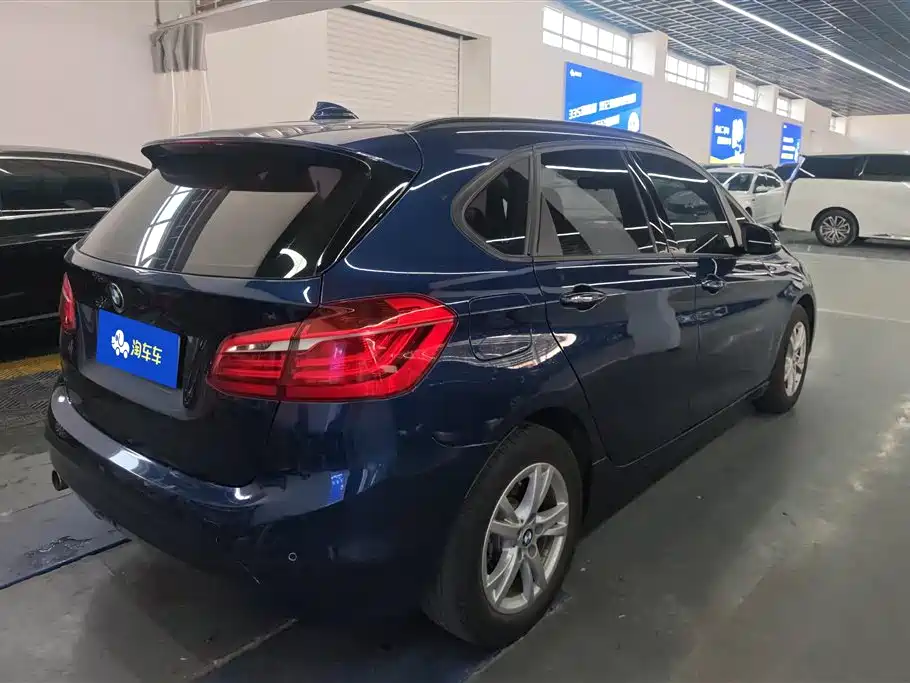 BMW 2 SERIES STATION WAGON