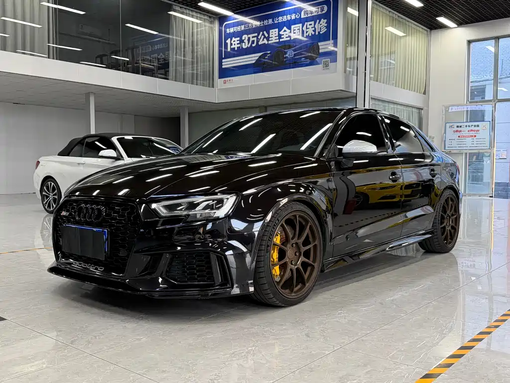 Купить Audi RS 3