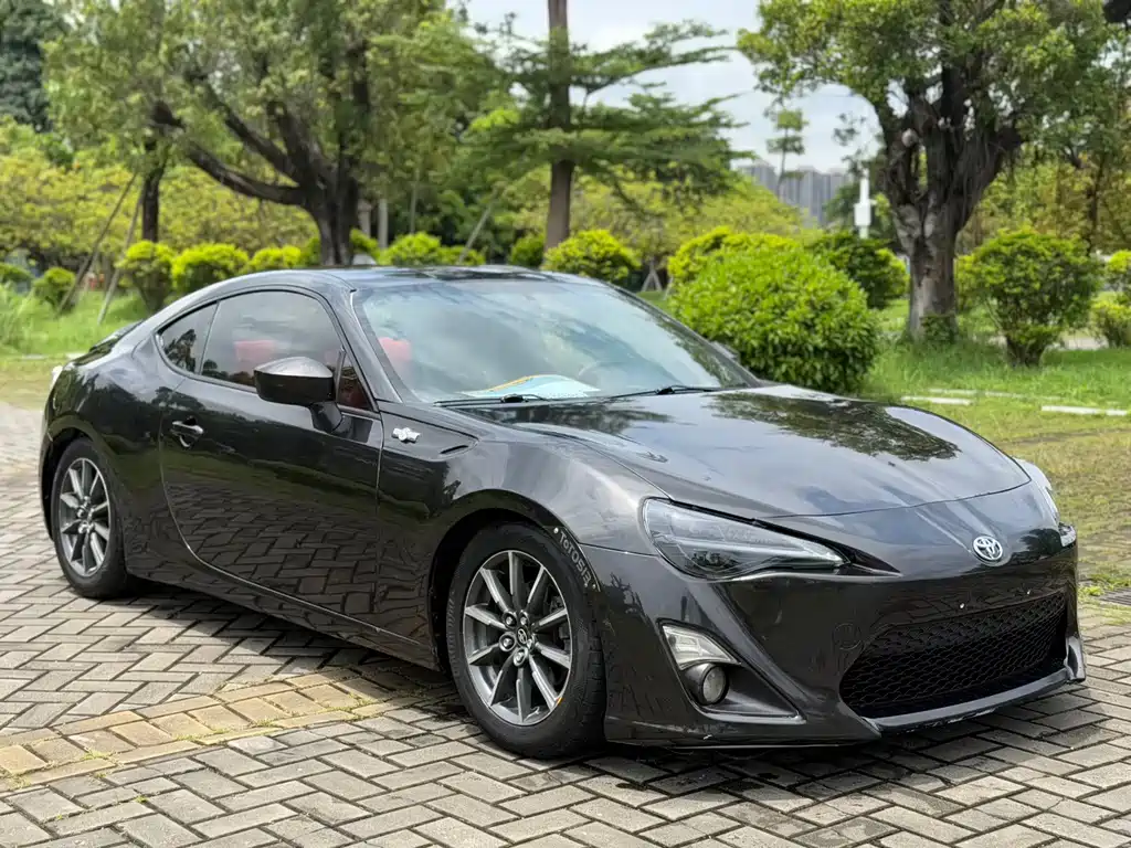 Toyota 86 2.0L Auto Luxury Type, фото 3