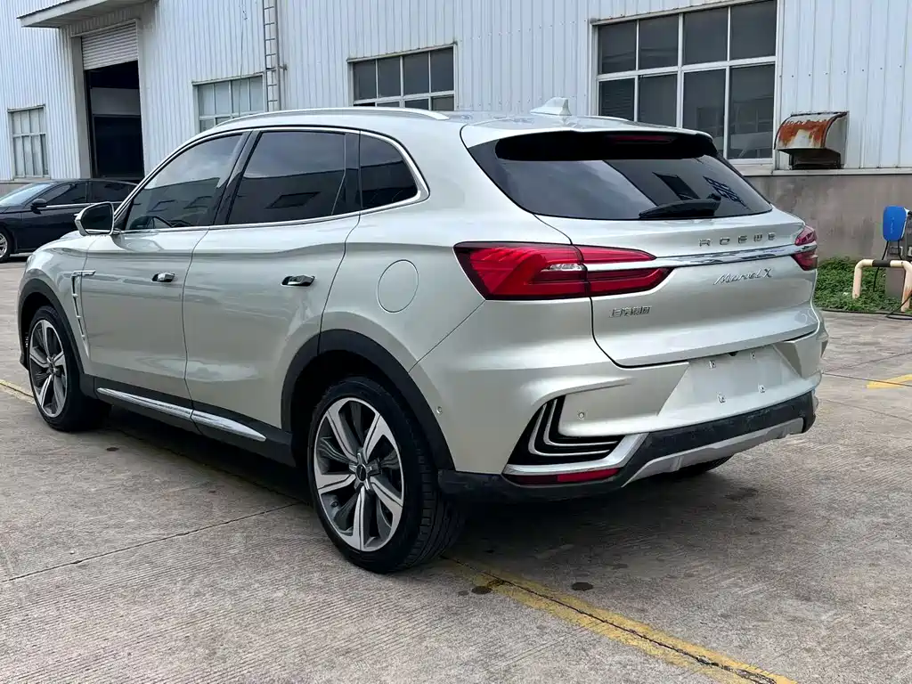 Roewe MARVEL X — миниатюра 6