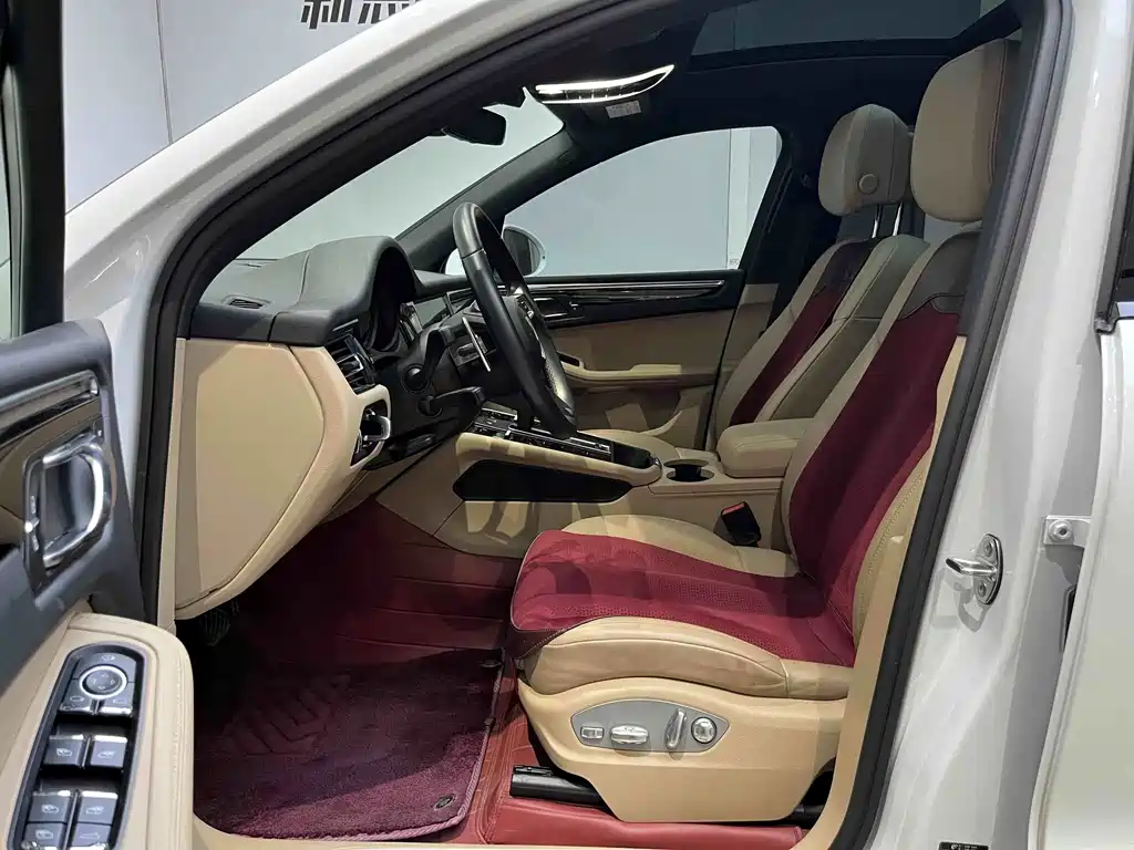 Porsche Macan — миниатюра 9