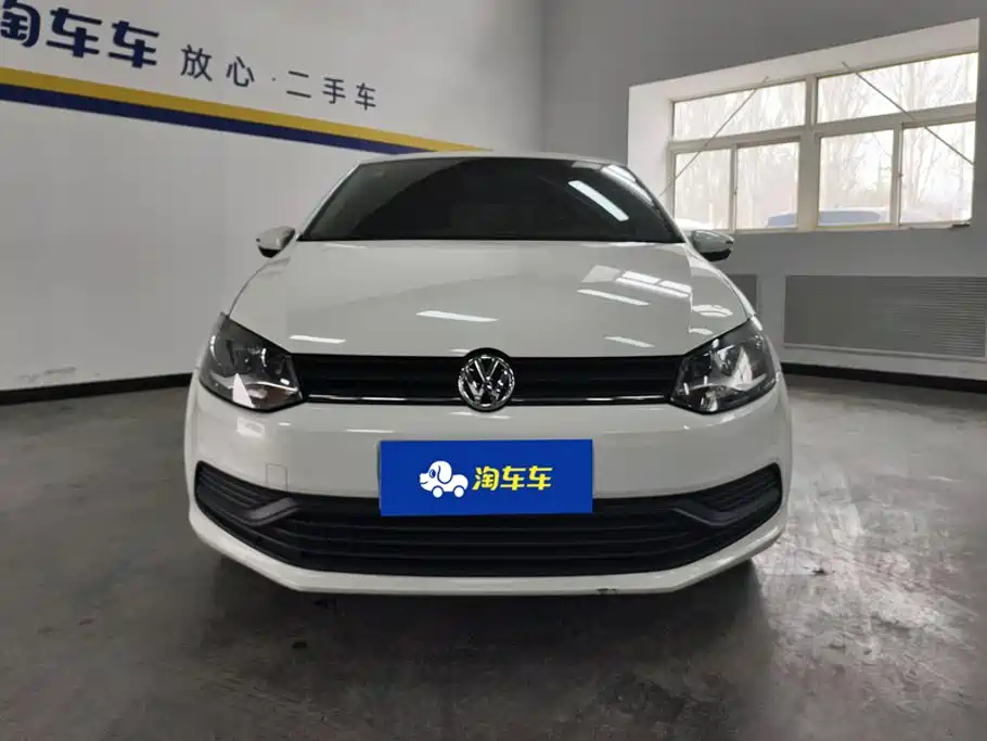 Volkswagen Polo 2018 1.5L AT