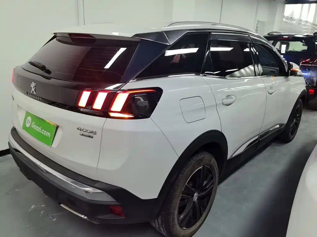 Peugeot 4008 — миниатюра 7