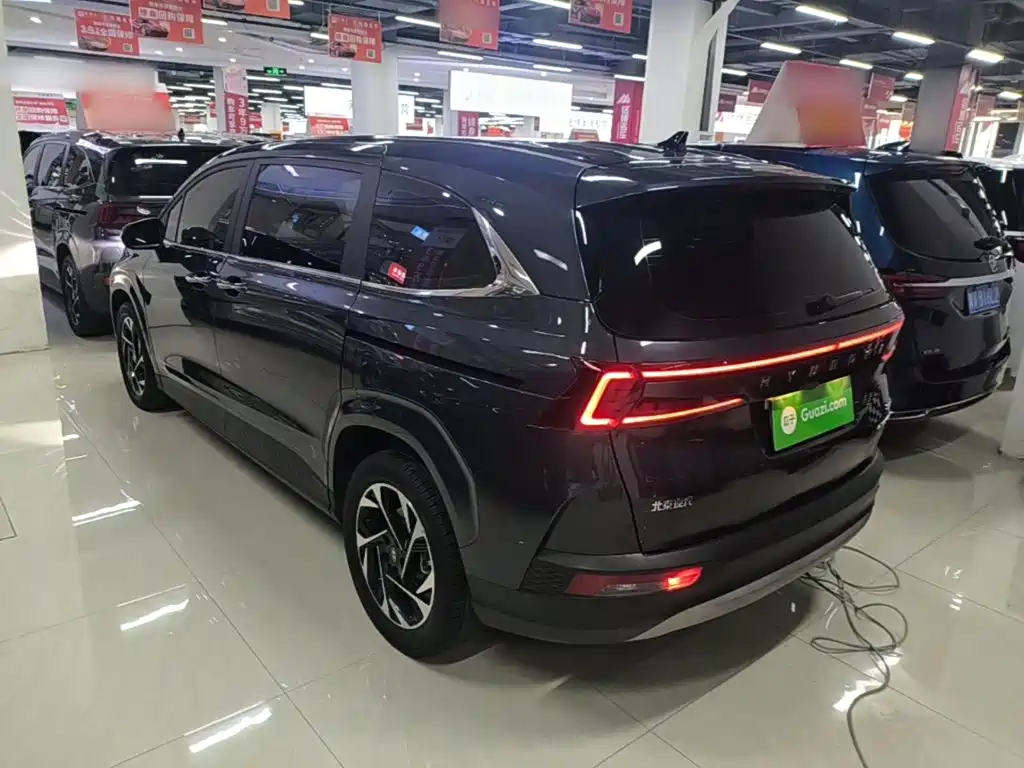 Hyundai Custo — миниатюра 5