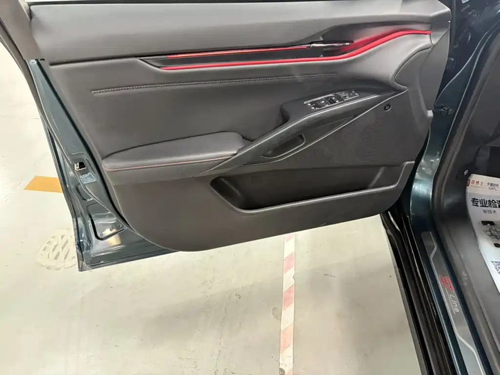 Ford Mondeo — миниатюра 22