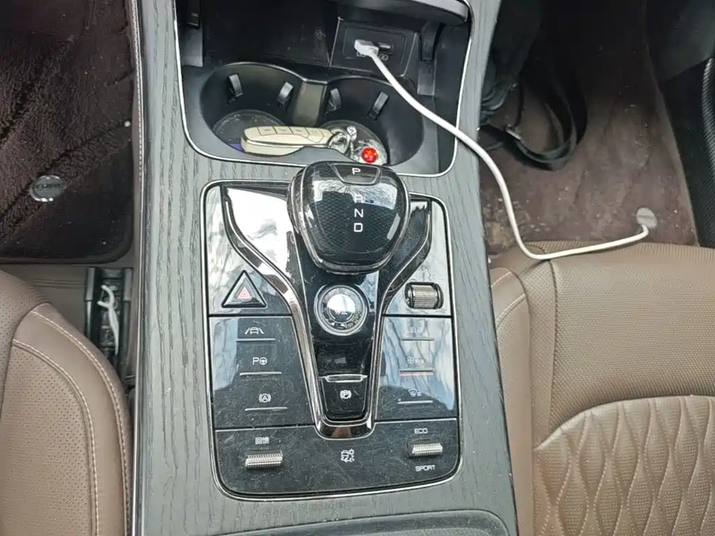 BYD Han — миниатюра 14