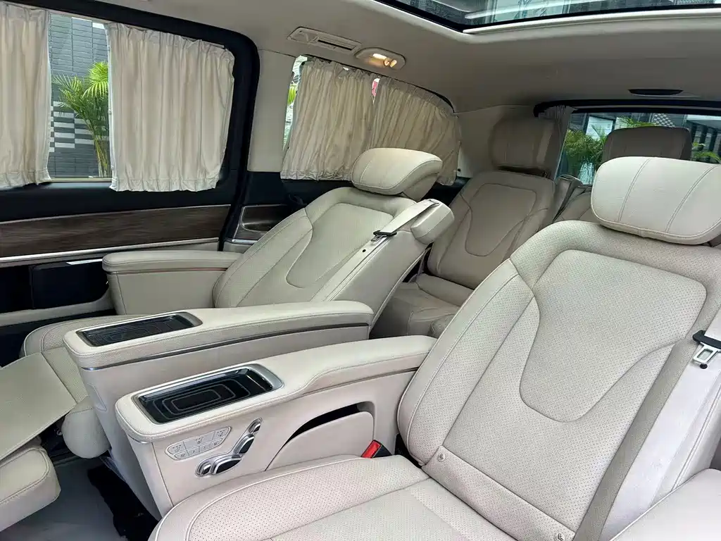Mercedes-Benz V-Class — миниатюра 6