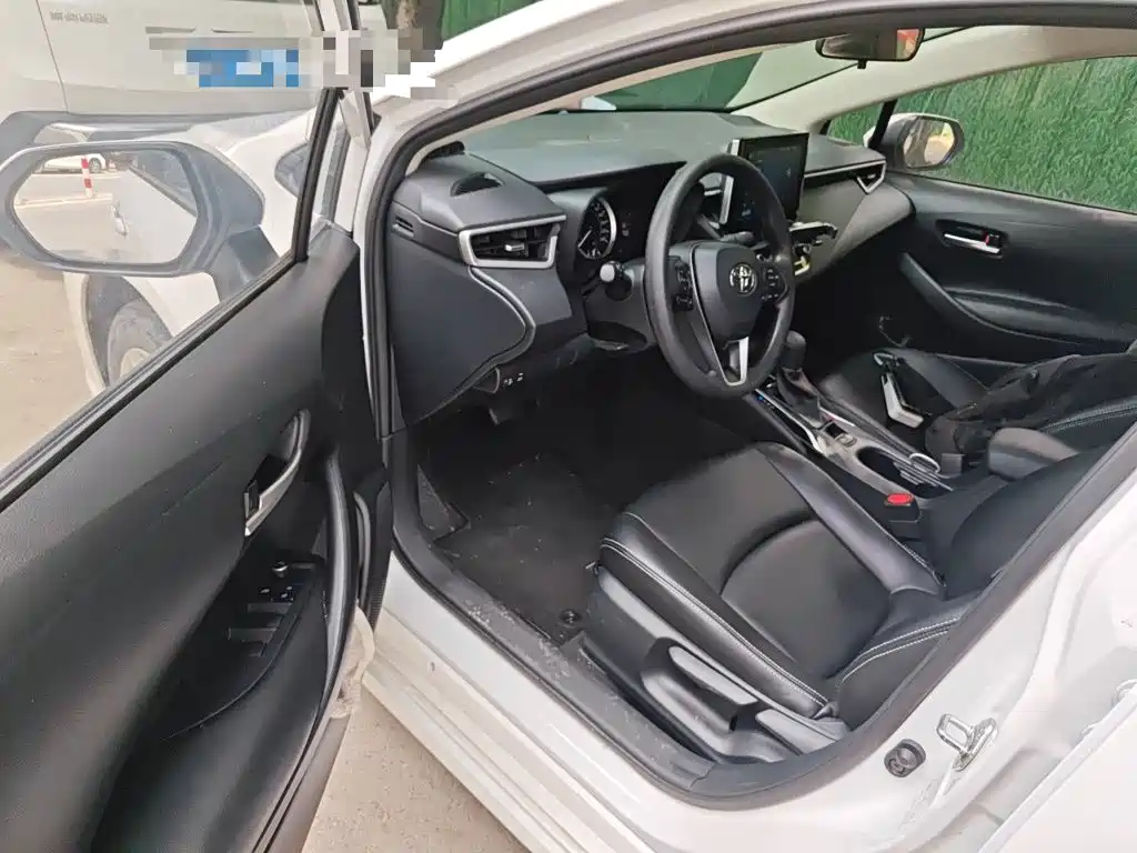 Toyota Corolla — миниатюра 12