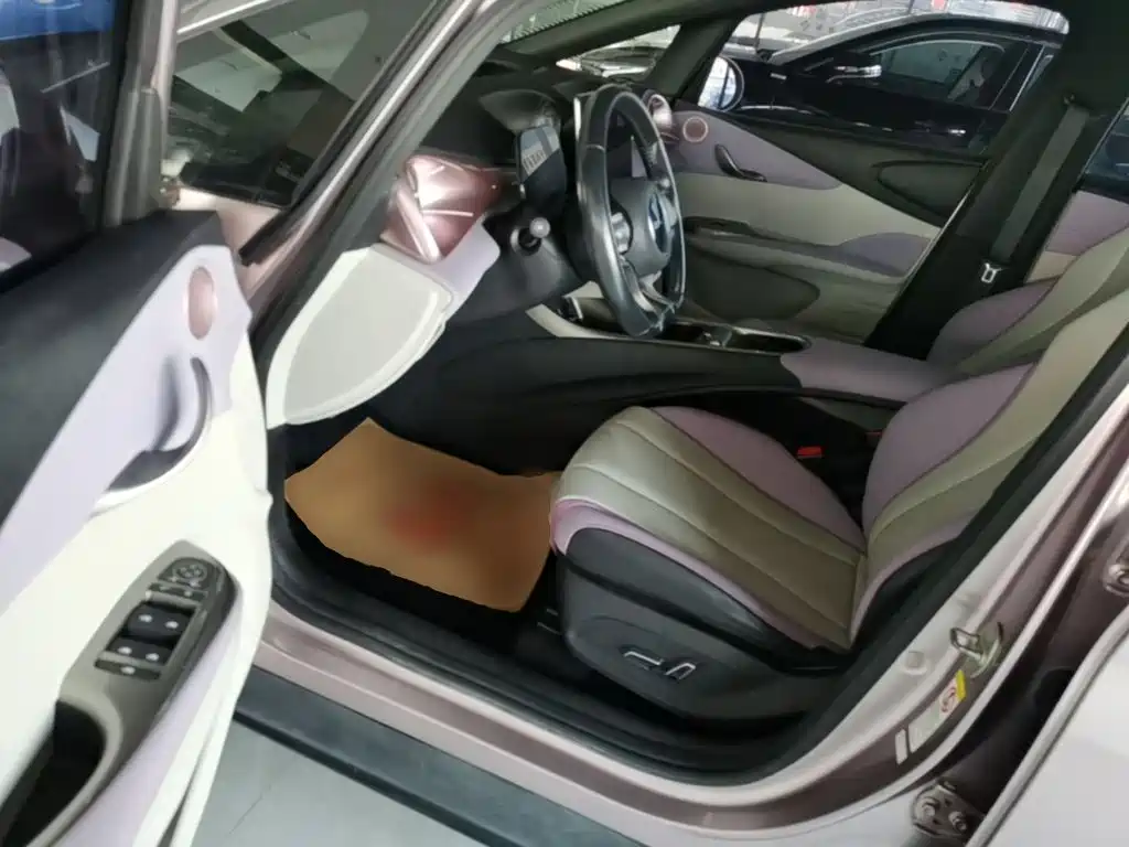 BYD Dolphin — миниатюра 16