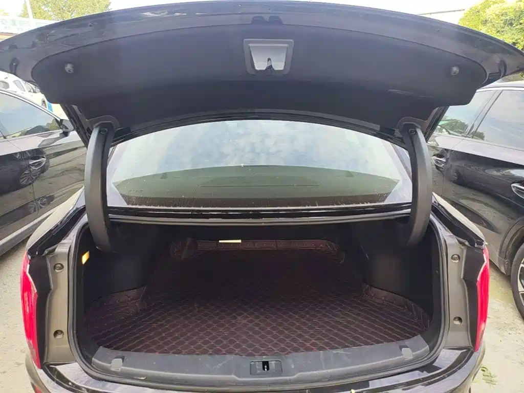 Hongqi Hongqi E-QM5 — миниатюра 19
