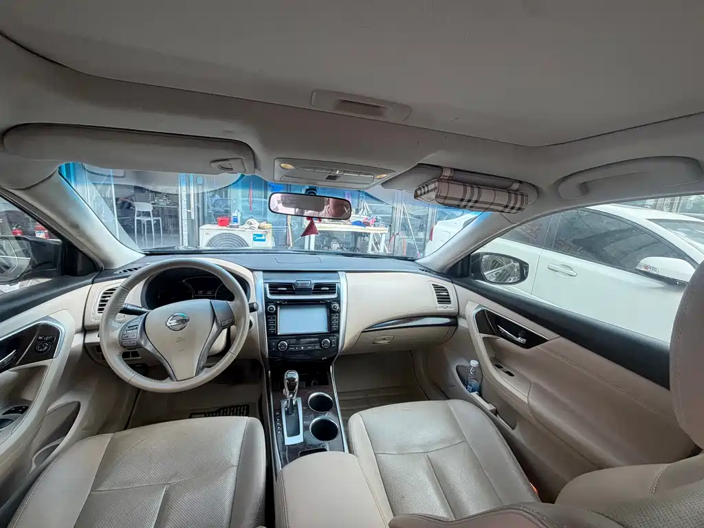 Nissan Teana — миниатюра 9