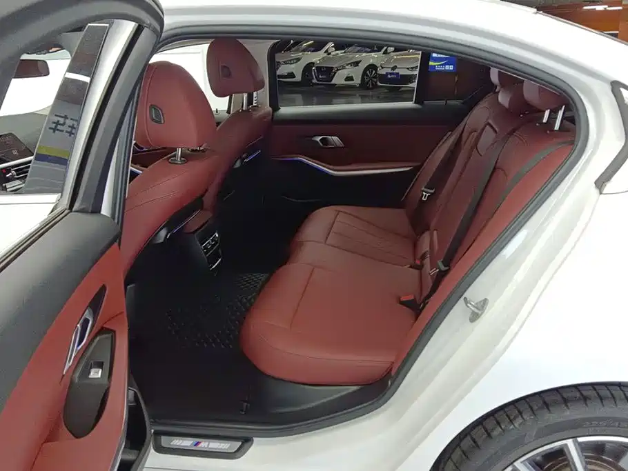 BMW 3 Series — миниатюра 11