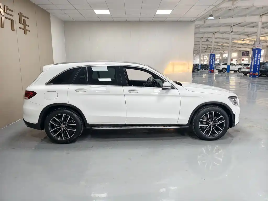 Mercedes-Benz GLC — миниатюра 7