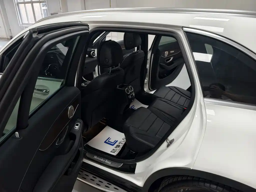 Mercedes-Benz GLC — миниатюра 13
