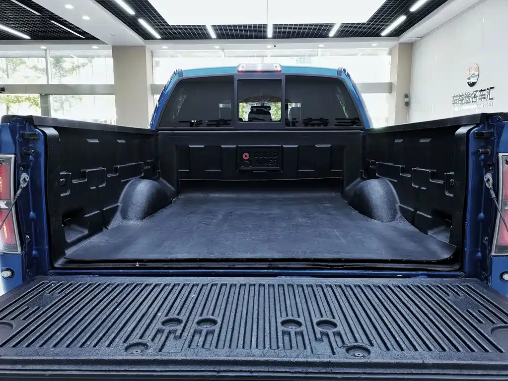 Ford F-150 Raptor — миниатюра 15