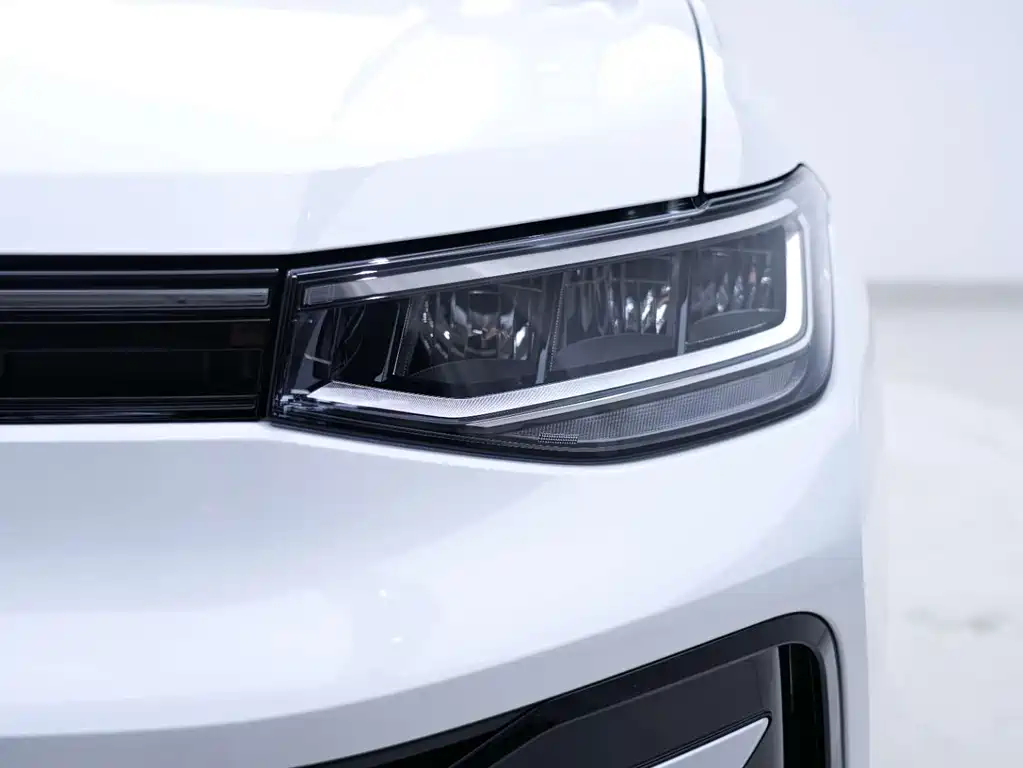Volkswagen Tharu 2025 1.5L