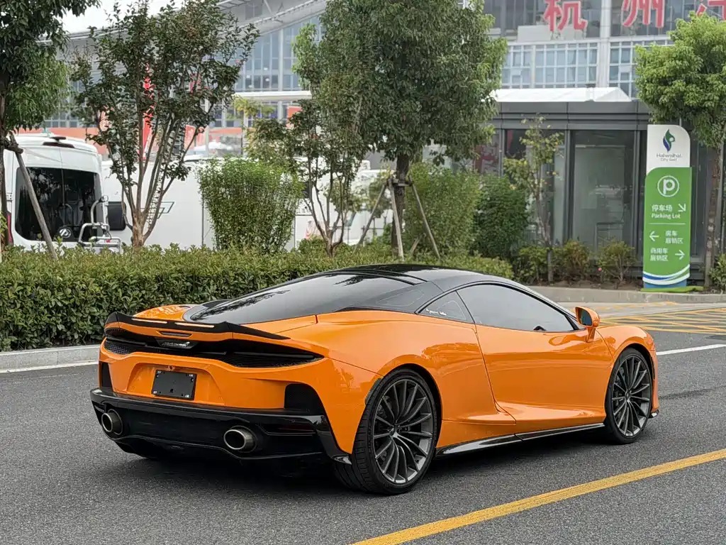 McLaren GT — миниатюра 11