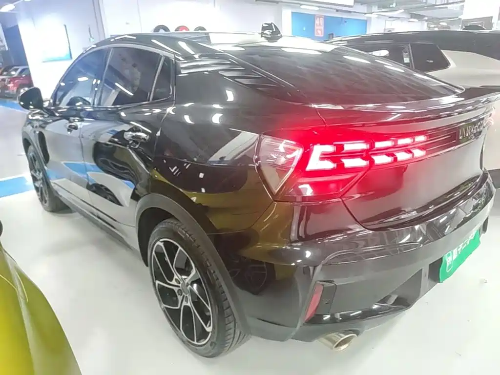 Lynk & Co 05 — миниатюра 5