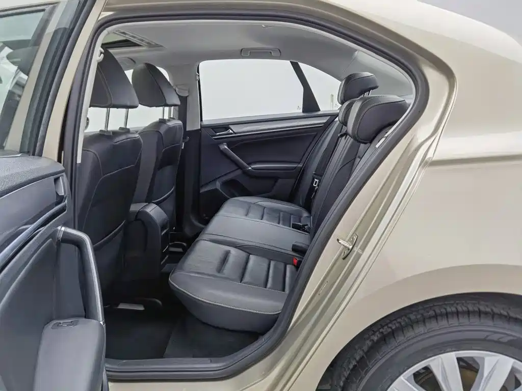 Volkswagen Bora — миниатюра 15